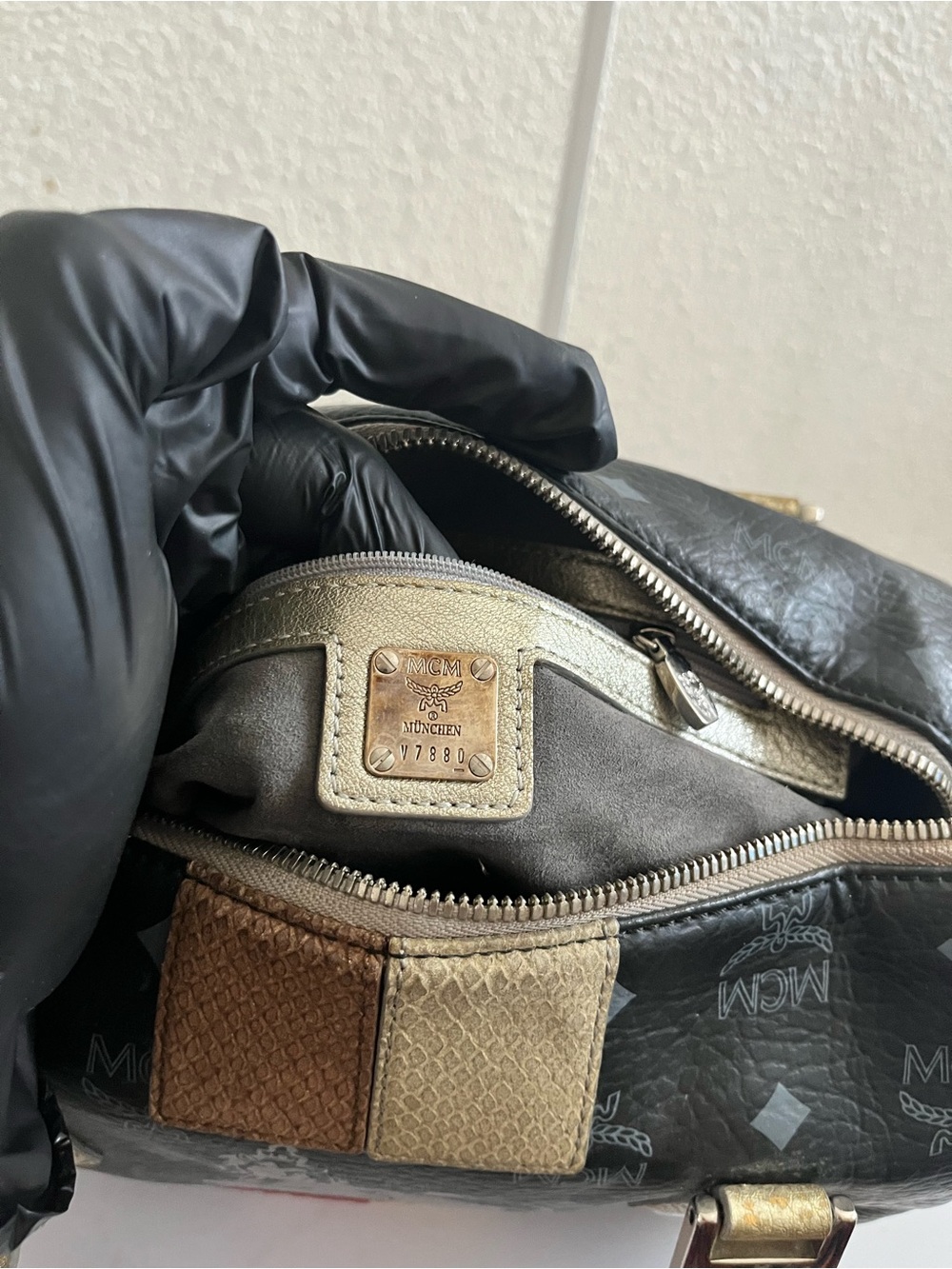 MCM Boston bag - Picture 10 of 13